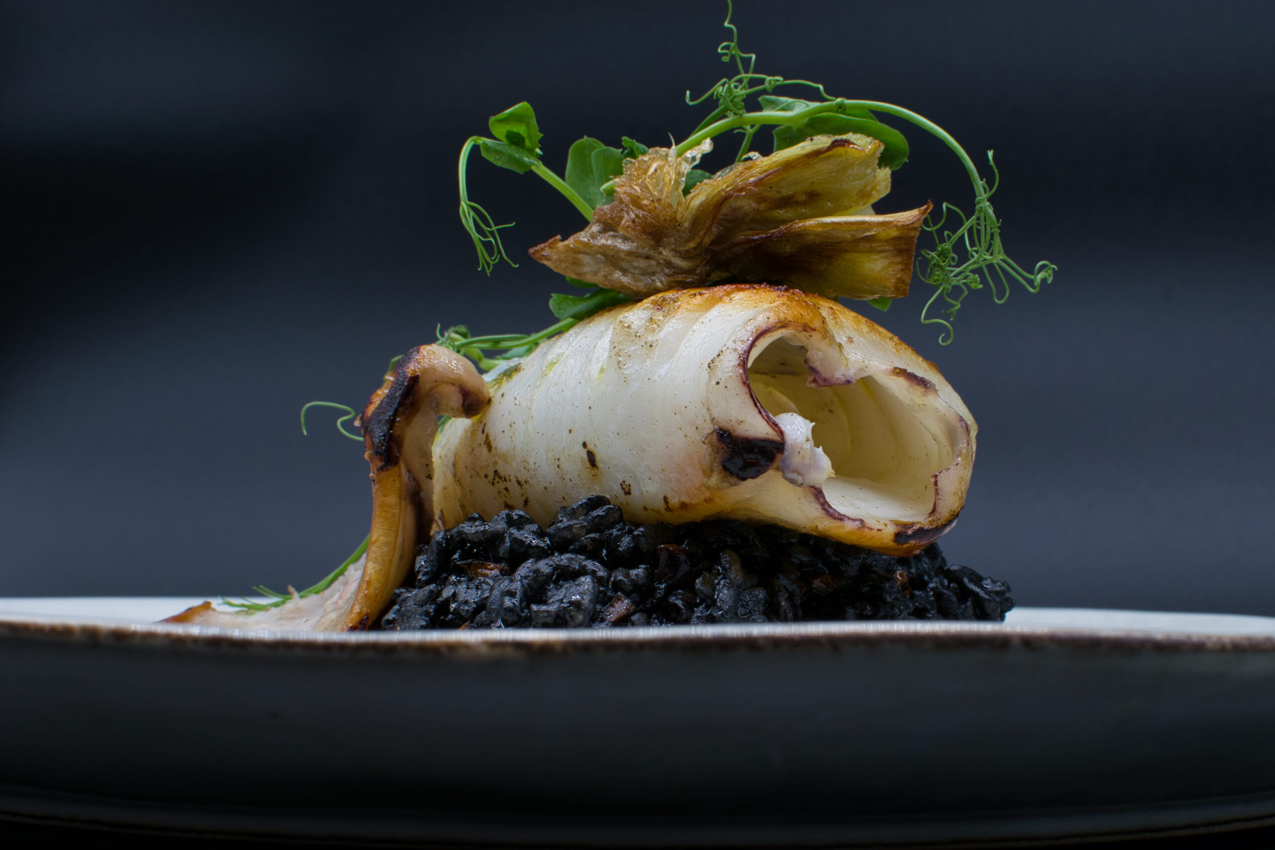plato-calamar-con-arroz-negro-organic-by-serawa-alicante plato-calamar-con-arroz-negro-organic-by-serawa-alicante